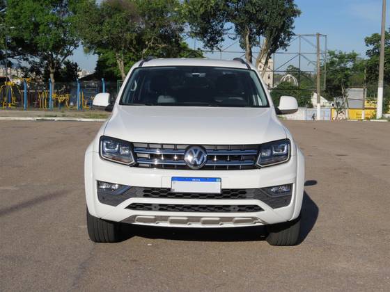VOLKSWAGEN AMAROK 2.0 HIGHLINE 4X4 CD 16V TURBO INTERCOOLER DIESEL 4P AUTOMÁTICO VOLKSWAGEN AMAROK 2.0 HIGHLINE 4X4 CD 16V TURBO INTERCOOLER DIESEL 4P AUTOMÁTICO